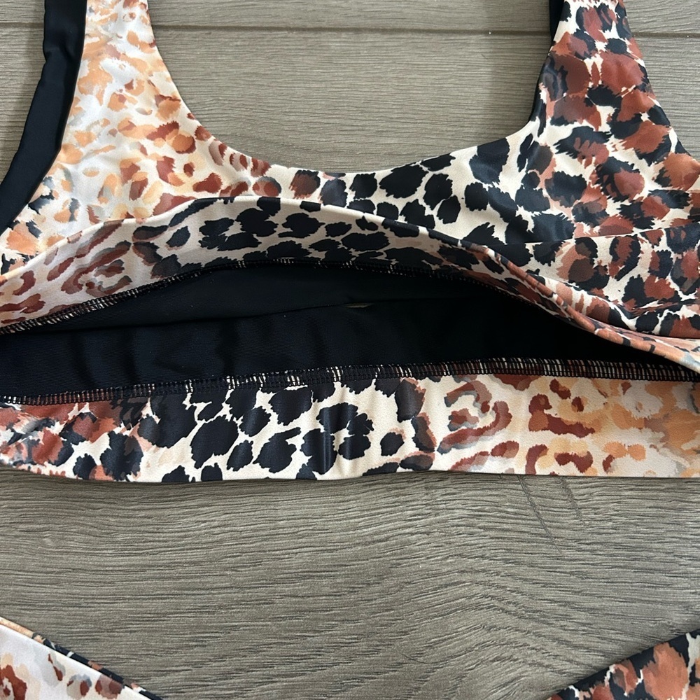 NWT Kulani Kinis Leopard Print Bikini Set Size XS - Picture 4 of 5